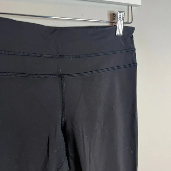 Lululemon Run: Inspire Crop II Black - Picture 3 of 7